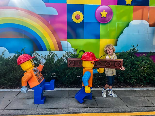Który Legoland lepszy: porównanie atrakcji i doświadczeń w Europie Który Legoland lepszy: porównanie atrakcji i doświadczeń w Europie