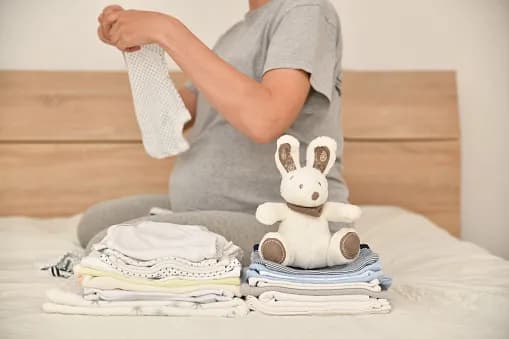 Co wziąć do szpitala na poród: 9 niezbędnych rzeczy mamy